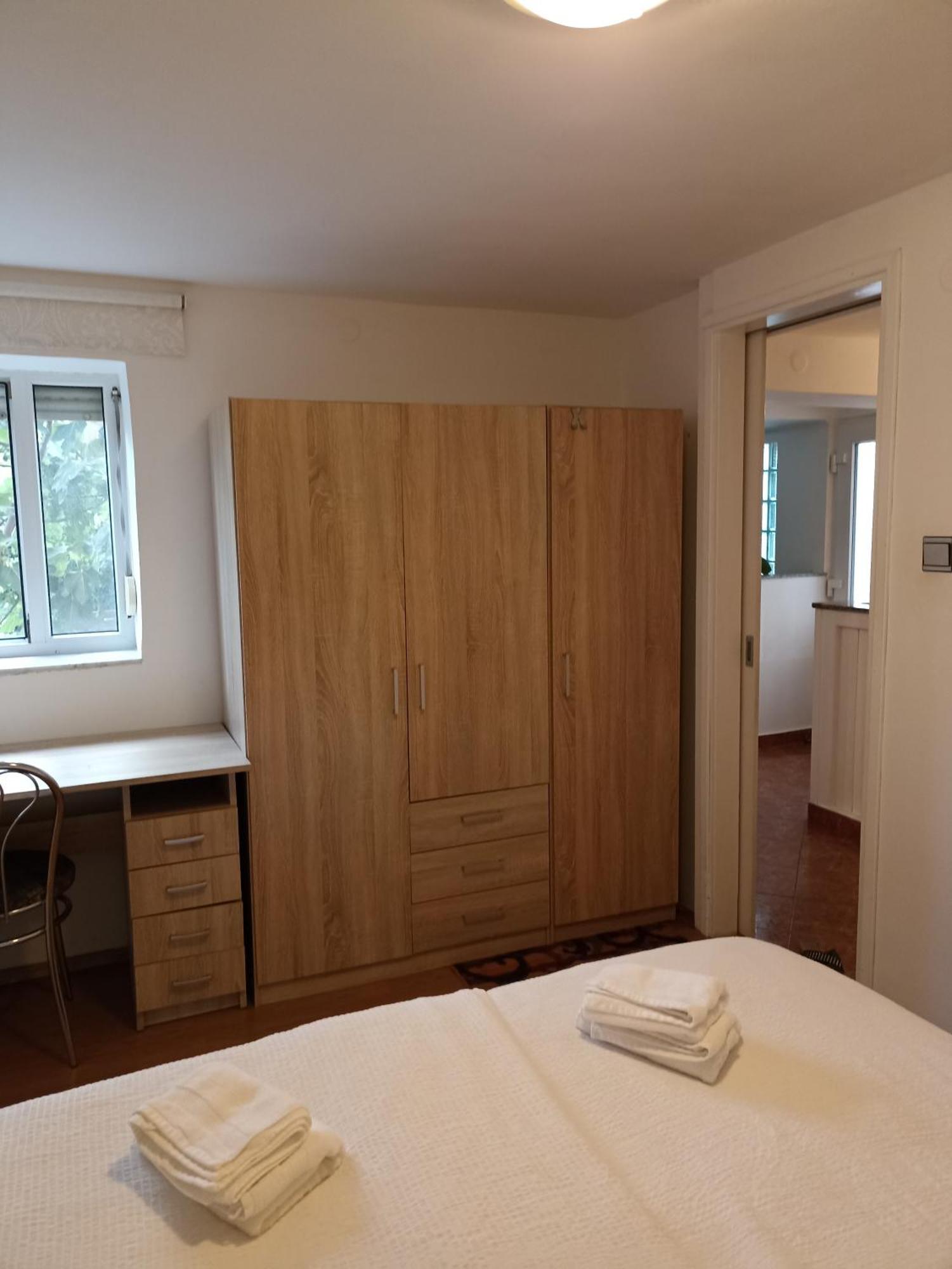 Apartment With A Garden View Rijeka Exterior foto